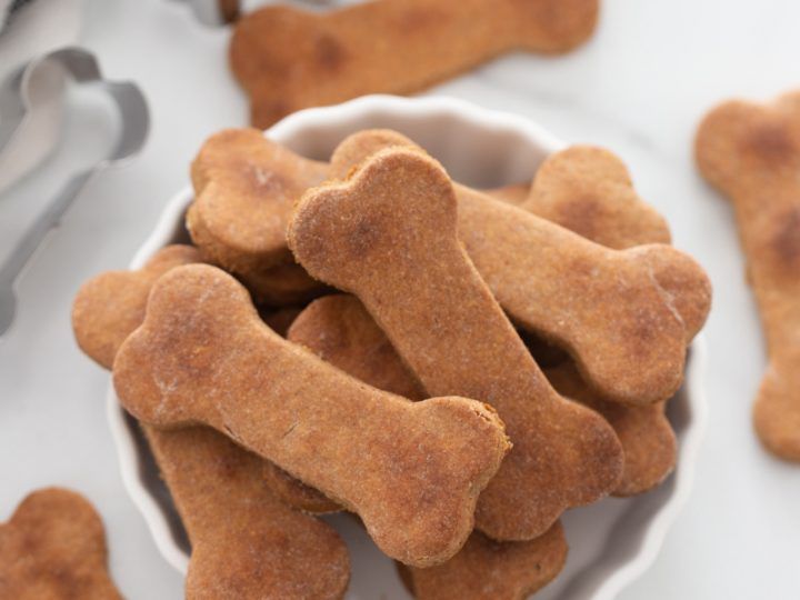 homemade peanut butter dog treats